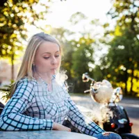Fumat în spațiile publice este interzis într-un oraș din România. Ce amenzi riscă fumătorii? Foto: Freepik (fotografie cu caracter ilustrativ)