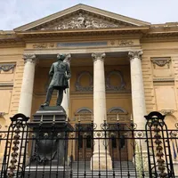Universitatea Medicină / himetop.wikidot.com