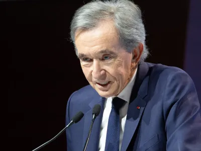 Cel mai bogat om din Franța avertizează asupra unei „catastrofe globale”, dacă războiul din Orientul Mijlociu nu se termină curând