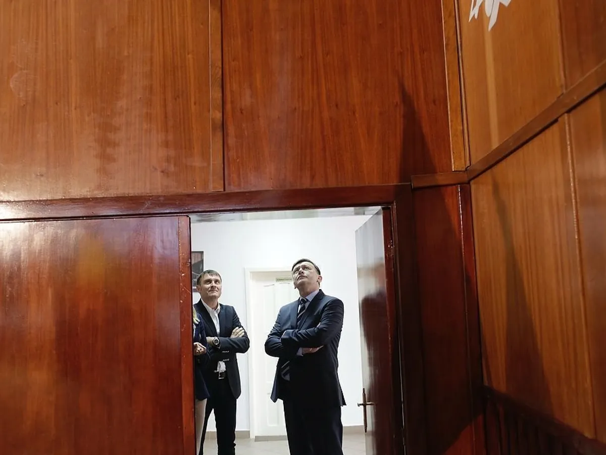 Crin Antonescu -  Foto: Mugur Vărzariu