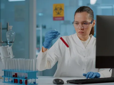 Studiu. Virusurile de la animale pot infecta oamenii fără mutații speciale - Foto: Freepik (Imagine cu rol ilustrativ)