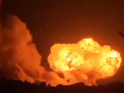 Război Pakistan vs Afganistan - Foto: X/ @MahdiBaladi