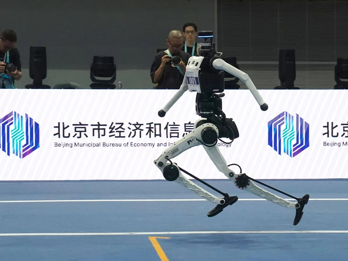 Tiangong Ultra- robotul umanoid care a depășit recordul lui Usain Bolt - Foto: profimedia Images