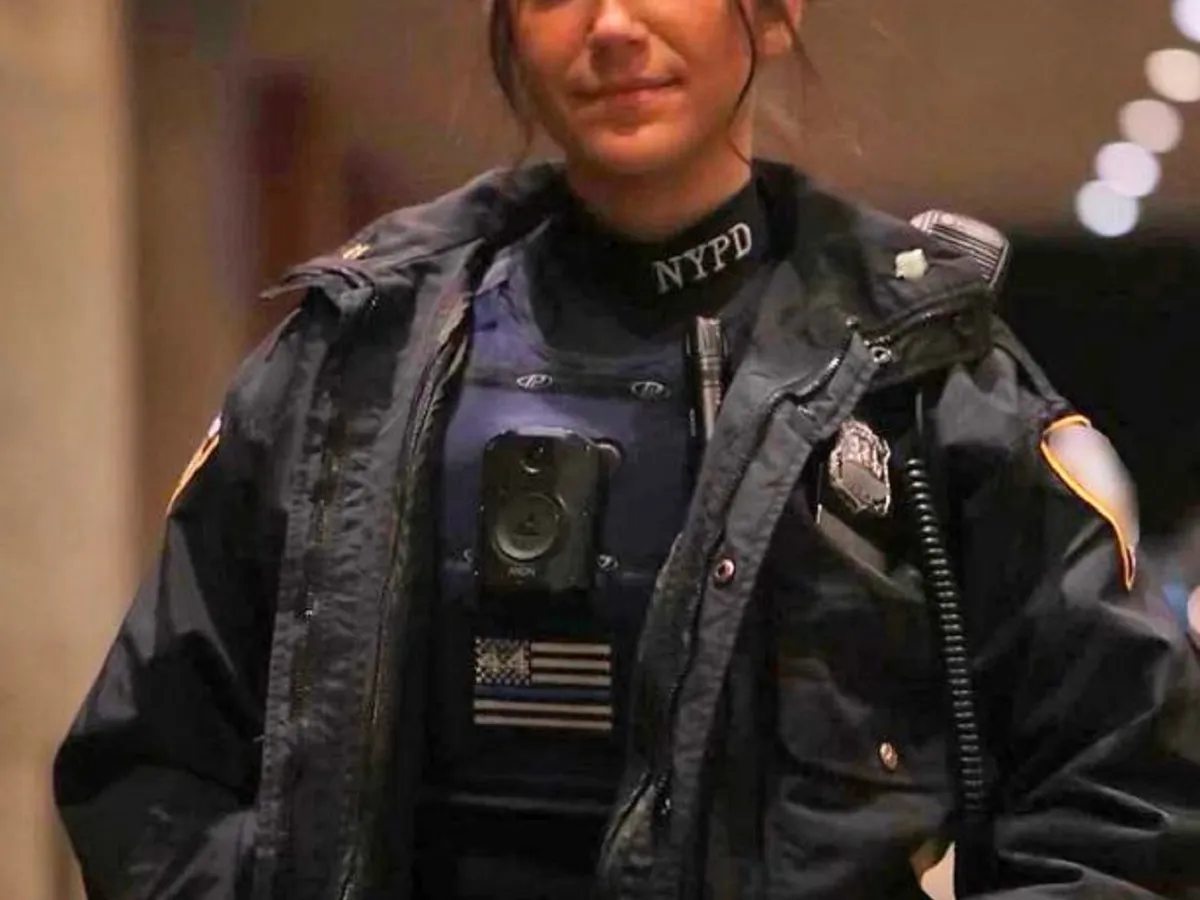 Polițista Vera - Foto: dailystar