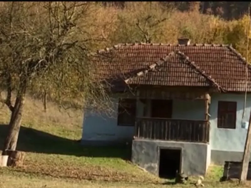 Un sat din România are zero locuitori în acte. Zeci de comunități din rural au sub 5 familii Foto: Antena 3/captură video