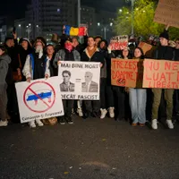 Proteste masive, în toată țara, pro-democrație și anti Georgescu. Tinerii cer un viitor pro-european: FOTO - Profimedia(imagine cu rol ilustrativ)