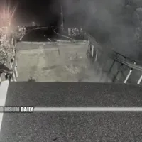 O autostradă din China s-a prăbușit. Zeci de mașini au căzut în gol, cel puțin 19 morți - Foto: captură video