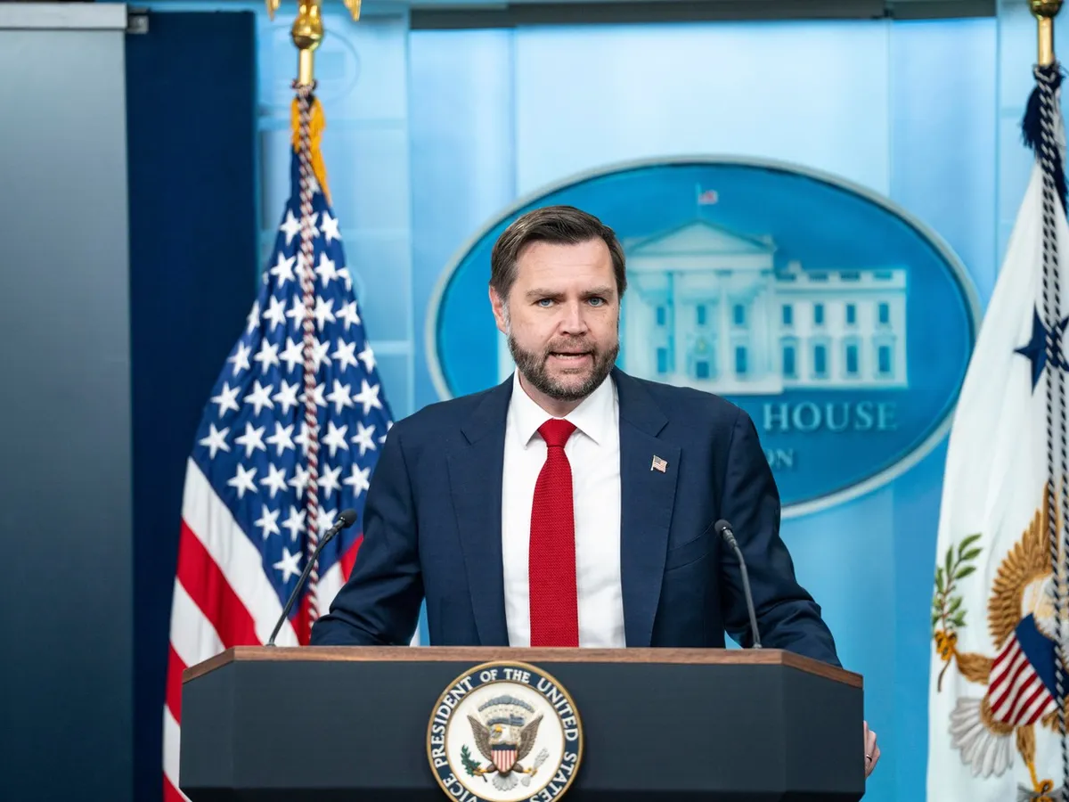JD Vance merge în Elveția pentru negocieri cu Iranul, în încercarea de a pune capăt definitiv războiului
