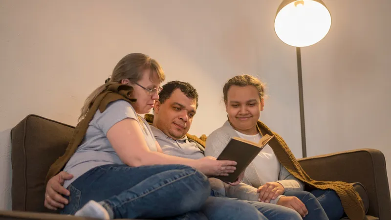 Cine românii vor primi facturi la gaze și energie mai mici decât au consumat? Cadou de la guvern - Foto: Freepik