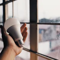 Încă 350.000 de români primesc ajutorul de 1.400 de lei pentru curent. - Foto: Pexels / Nothing Ahead