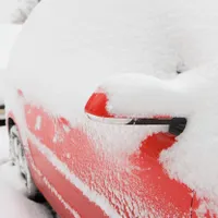 Mașină înzăpezită - Foto: profimedia