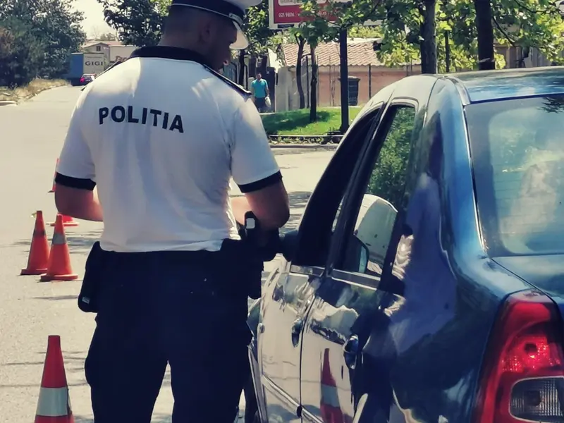 Polițist de la Garda de Coastă, prins conducând beat și drogat. Ce au transmis șefii lui - Foto: Facebook/ Poliția Capitalei (rol ilustrativ)