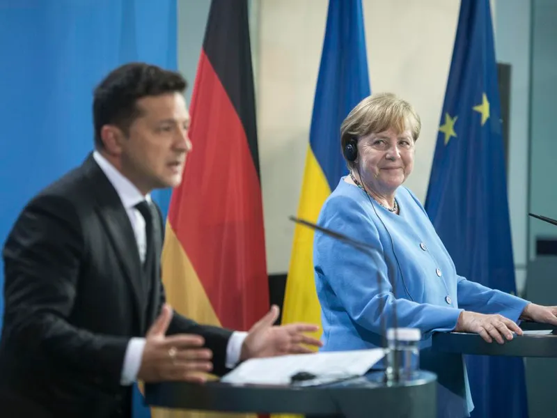 Merkel i-a dat un ultimatum lui Zelenski în problema Donbas/Foto: ukrgate