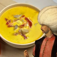 Ienicerii lui Suleyman Magnificul au adus ciorba de burtă în Țările Române; Foto - colaj Newsweek