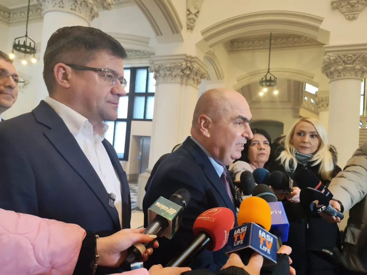 „Să fiți pregătiți pentru încă 2-3 ani dificili!”. Ce le-a spus Bolojan primarilor ieșeni