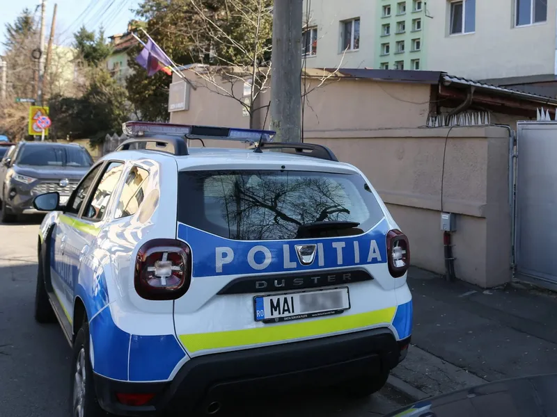 Percheziții masive ale polițiștilor într-un dosar de delapidare. S-au furat banii din salarii - Foto: Arhiva (imagine cu rol ilustrativ)