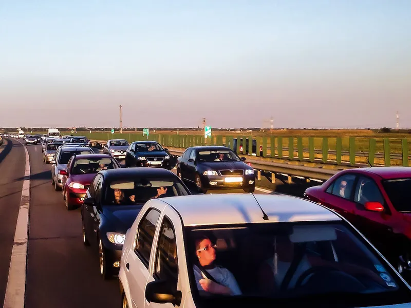 Traficul se desfășoară cu dificultate pe trei porțiuni din Autostrada Soarelui A2, pe sensul dinspre Constanța spre București - Foto: INQUAM PHOTOS/ Alexandru Busca