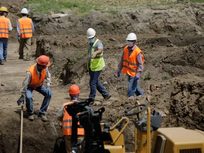 Ce meserii au cetățenii non-UE care vin la muncă în România? În ce județe merg cei mai mulți - Foto: INQUAM PHOTOS / George Călin
