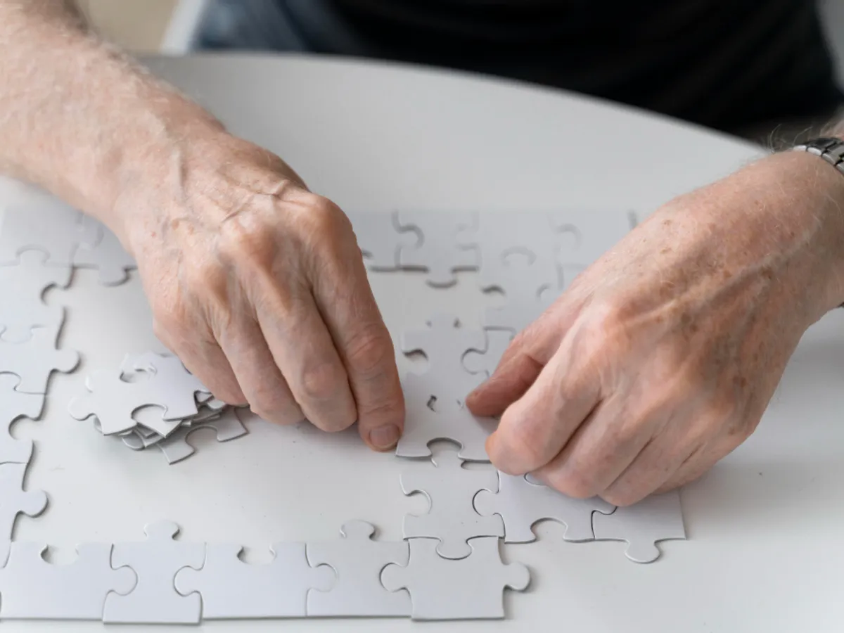 Povestea tristă a celei mai tinere persoane diagnosticate vreodată cu Alzheimer. „Își rătăcea mereu lucrurile”