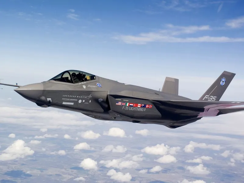 Politico: Germania se înarmează cu încă 15 avioane F-35 după blocajul proiectului FCAS cu Franța - Foto: Profimedia images