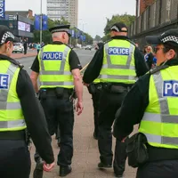 O bandă de sute de români a invadat și a terorizat Londra, Vor da o lovitură de milioane de Crăciun! - Foto: Profimedia Images
