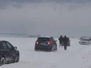 Drumuri închise din cauza zăpezii Foto: Facebook/ Info Trafic România - rol ilustrativ