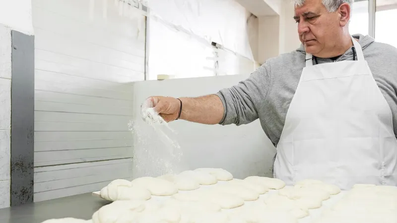 O fabrică de pâine cunoscută se închide. Sute de angajați pleacă acasă. Cine preia producția - Foto: Freepik.com (rol ilustrativ)