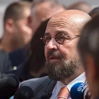 Piedone, pus sub acuzare de DNA pentru corupție. Ar fi anunțat un prieten că vine în control - Foto: Profimedia Images
