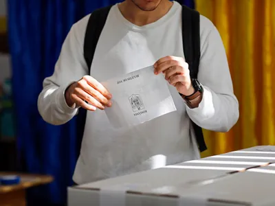 George Simion Vs Nicușor Dan. Cum se distribuie votul în turul 2? Pe ce alegători mizează cei doi? - Foto: INQUAM PHOTOS / Malina Norocea (Imagine cu rol ilustrativ)