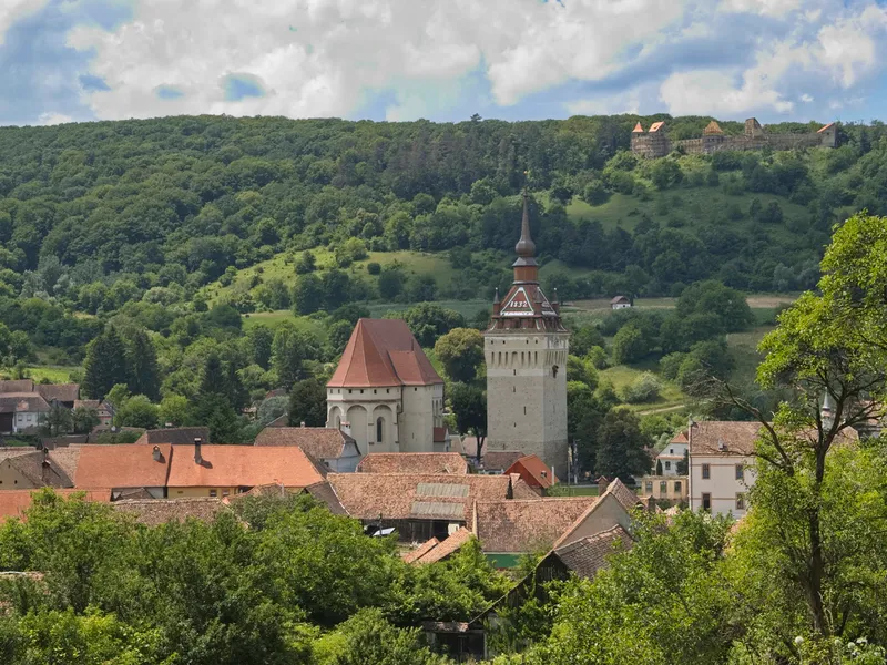 Legenda satului din Transilvania unde uriașii se „jucau” cu oamenii. Cum încercau să se apere de ei - Foto: Profimedia Images/ Imagine cu caracter ilustrativ