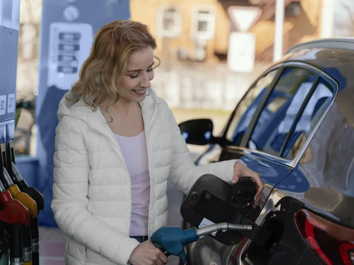 Europa s-ar putea confrunta cu o penurie de combustibil, până în aprilie, deoarece Iranul limitează livrările