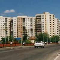 România ar putea să fie afectată. Piaţa imobiliară suedeză este într-o foarte mare criză - Foto: Sludge G, Flickr, blocuri Sf. Gheorghe
