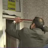 Șeful Metrorex, huiduit la acțiunea de demolare a chioșcurilor/FOTO: Digi24