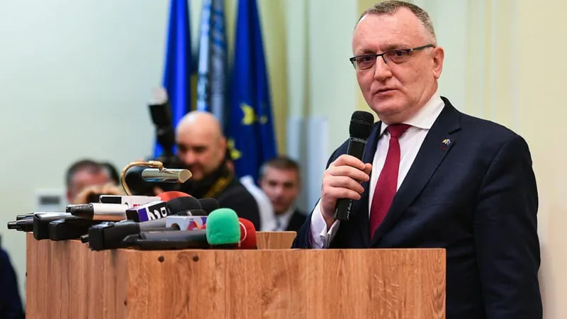 Cîmpeanu: „Doar 6% dintre elevi au putut să scrie perfect româneşte la Evaluarea Națională”/FOTO: Facebook/SorinCimpeanu