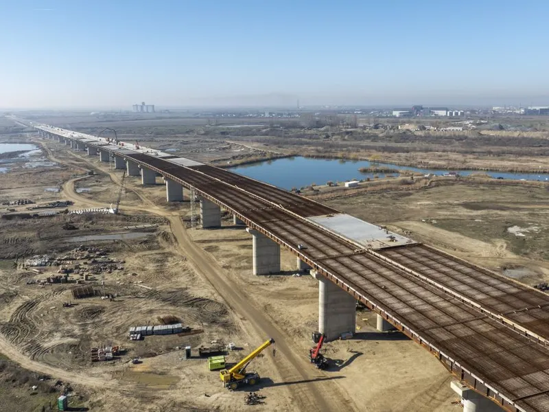 Şantierul autostrăzii A7, la traversarea râului Buzău,, în zona Vadu Paşii - Foto: INQUAM PHOTOS/Casian Mitu (Imagine cu rol ilustrativ)