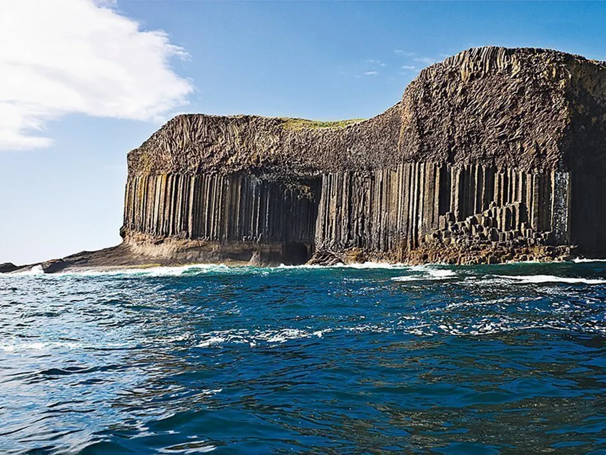 Peștera lui Fingal - Staffa, Scoția