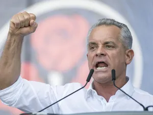 Vlad Plahotniuc stătea în Atena, într-o vilă de lux cu jacuzzi, dressing, fitness şi cramă dedicate - Foto: Profimedia Images