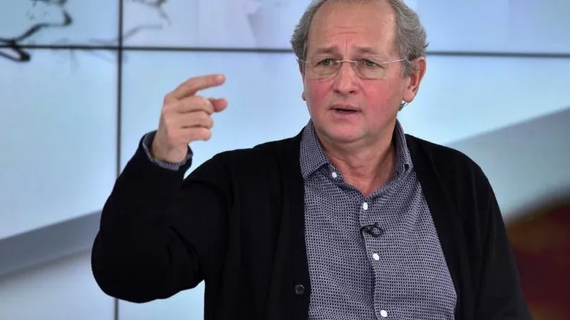 Mihai Călin, interzis să vorbească despre invazia rusă la TNB, unde Dan Puric joacă cu 70 lei/bilet / playtech