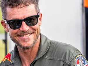 Moartea lui Felix Baumgartner. „Am încercat să-l reanimez, dar era imposibil. S-a prăbușit ca o rachetă”