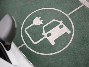 Austeritate, la Primăria Sector 3? Vrea să cumpere 140 de autoutilitare electrice cu 10.500.000 € - Foto: Freepik (Imagine cu rol ilustrativ)