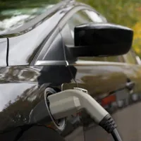 Un oraș din România taie gratuitatea la încărcarea mașinilor electrice, din 2024. Cât va costa kwh - Foto: Profimedia Images/ Imagine cu caracter ilustrativ