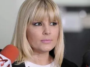 Elena Udrea, dusă de urgență la spital după ce i s-a făcut rău în Penitenciarului Târgșor - FOTO: Facebook/Elena Udrea