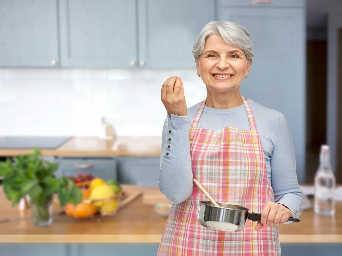 Cum să alungi mirosul de mâncare din casă înainte de sărbători. Secretul bunicilor cu mirodenii