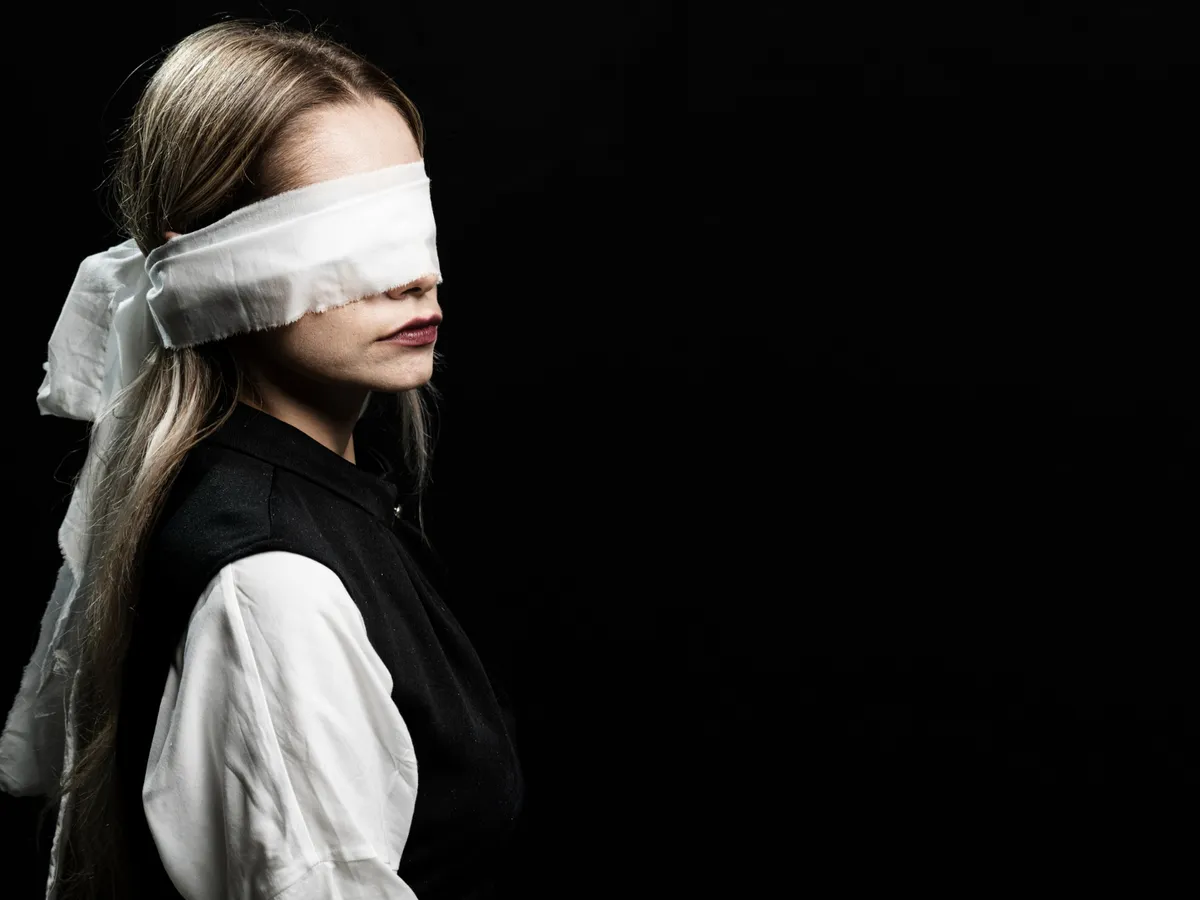 Crime care au îngrozit Rusia. Fata unui fermier a bătut doi angajați până moarte. Cum și-a șters urmele?