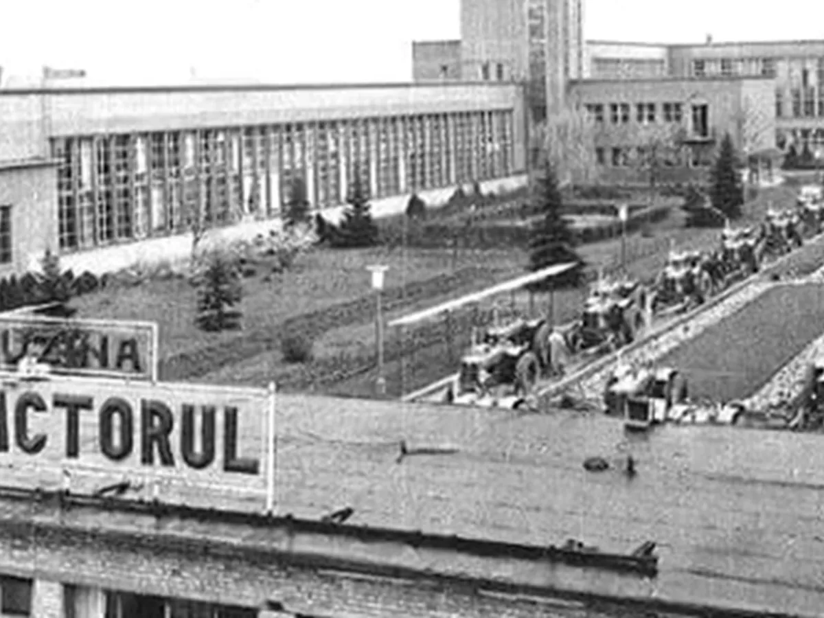 Fabrica Tractorul Brașov - Foto: Facebook