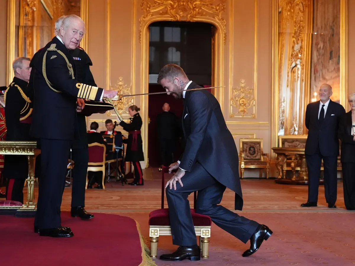 Sir David Beckham. Fostul mare fotbalist englez a fost înnobilat de Regele Charles