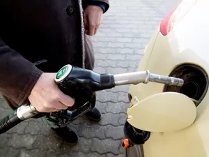 Ungaria plafonează prețurile benzinei și motorinei la 1,3 €/l în încercarea de a controla inflaţia. / Foto: hungarytoday.hu