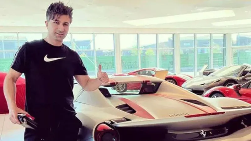 Proaspăt câștigător la loterie și-a cumpărat Ferrari, Porsche și băutură scumpă. Acum caută nevastă - FOTO: Twitter/Barış Gezer