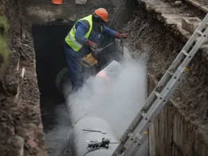 Lucrări la reţeaua de termoficare din Bucureşti - Foto: INQUAM PHOTOS/George Călin
