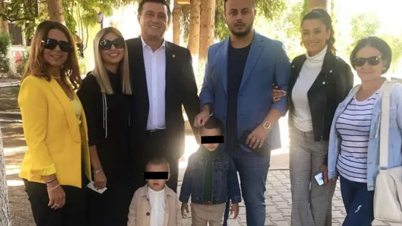 Bădălău sr cu juniorul, nora, nepoții/FOTO: România TV